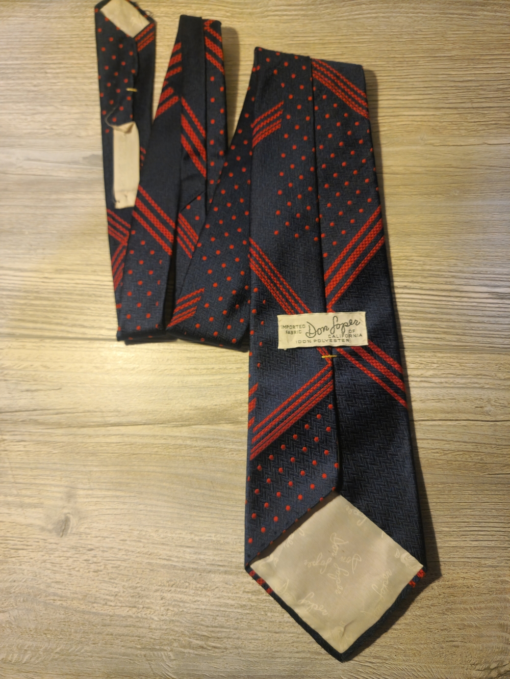 Don Loper Navy and Red Patterned Men's Tie